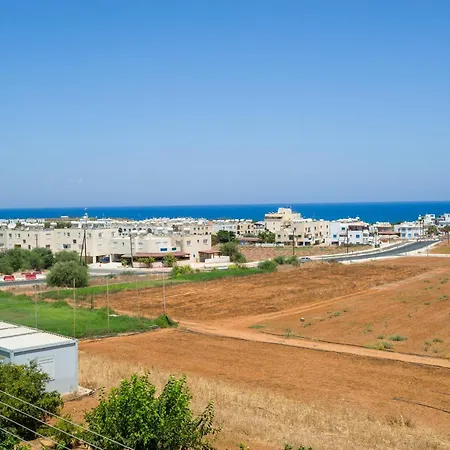 Seabreeze Apartment 200M Away From The Sea Paralimni Exterior photo
