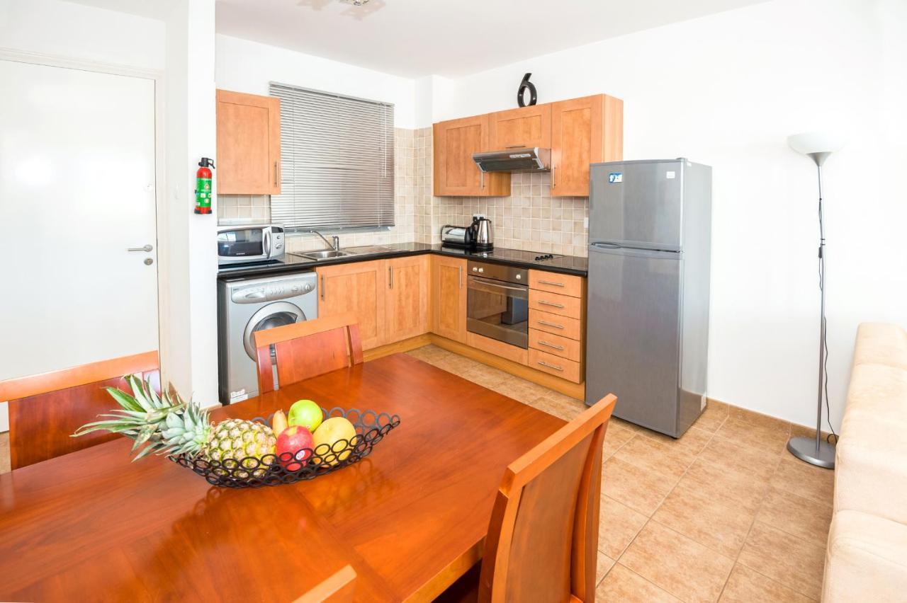 Seabreeze 200m Away From The Sea * Paralimni