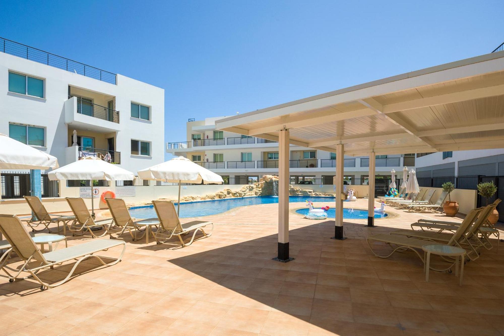 Seabreeze 200m Away From The Sea *